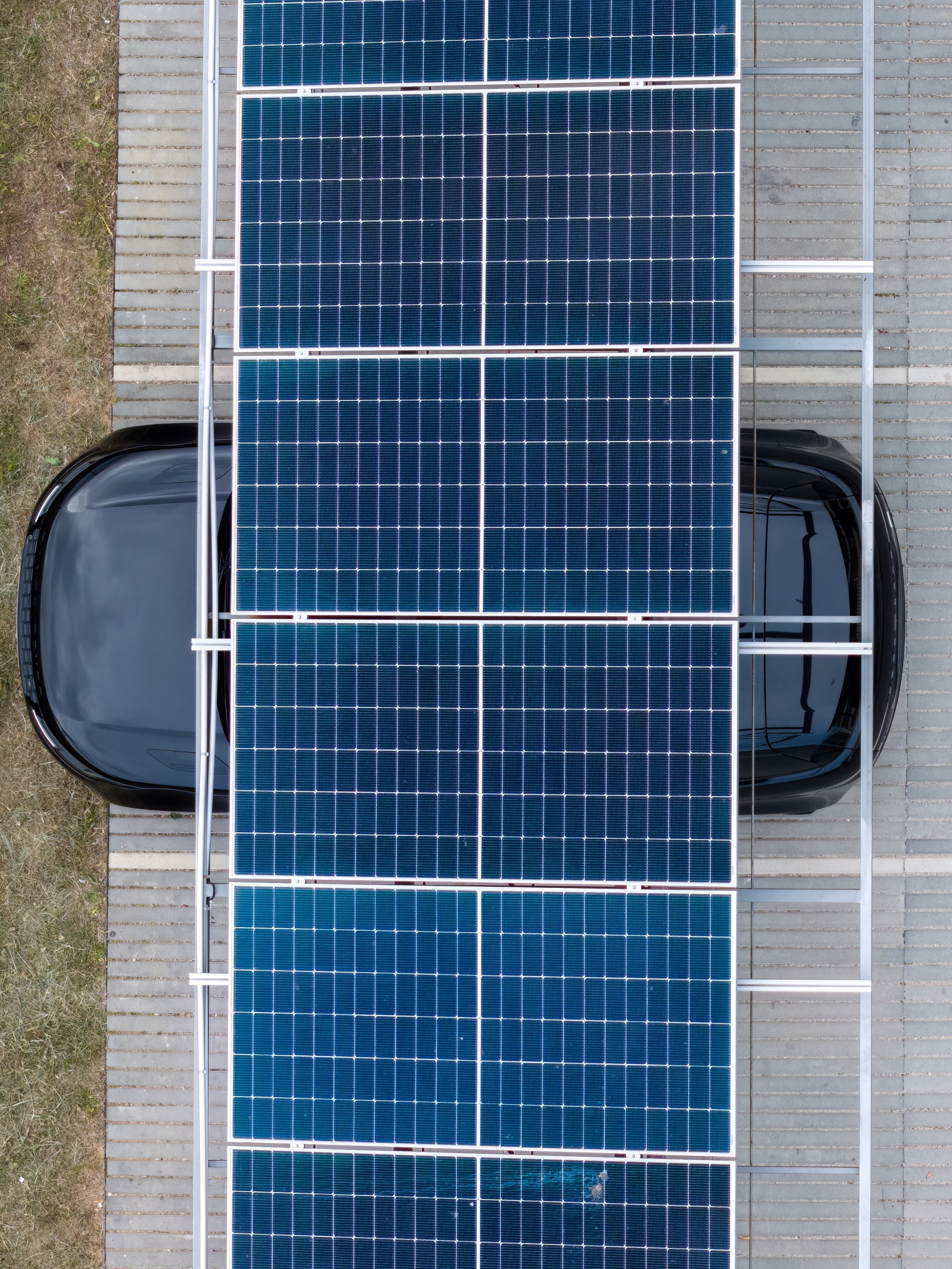 A solar carport installed by the experts at Solar Energy Partners - learn more about how solar panels can be installed anywhere!